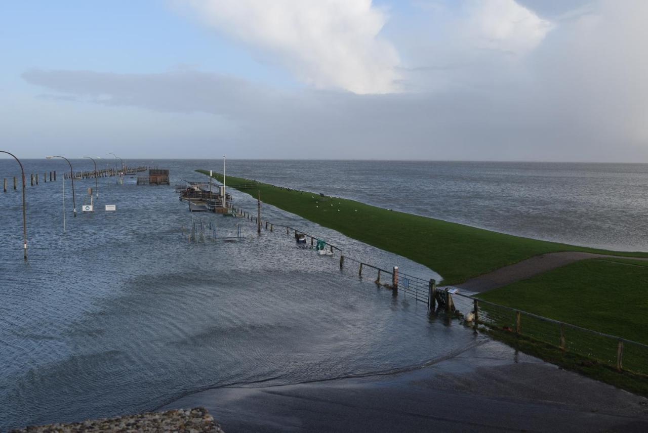Heimathafen Ueber Hafen-Pub Lägenhet Pellworm Exteriör bild